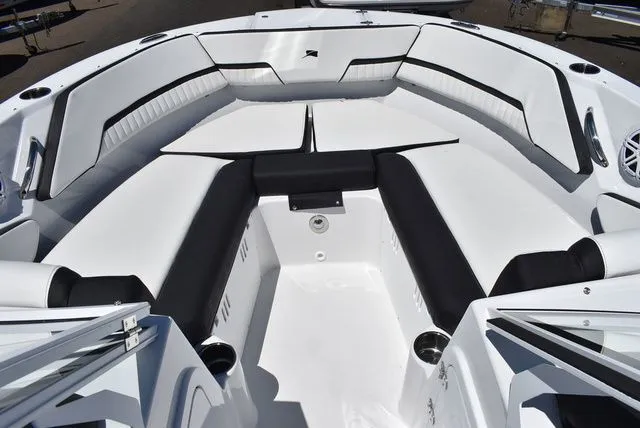 Slide: The Image of Stingray 20 SBX 2026 - 52