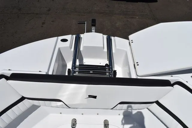 Slide: The Image of Stingray 20 SBX 2026 - 55