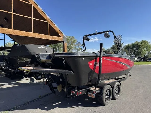 Slide: The Image of Heyday Wake Boats WT-SURF 2020 - 5
