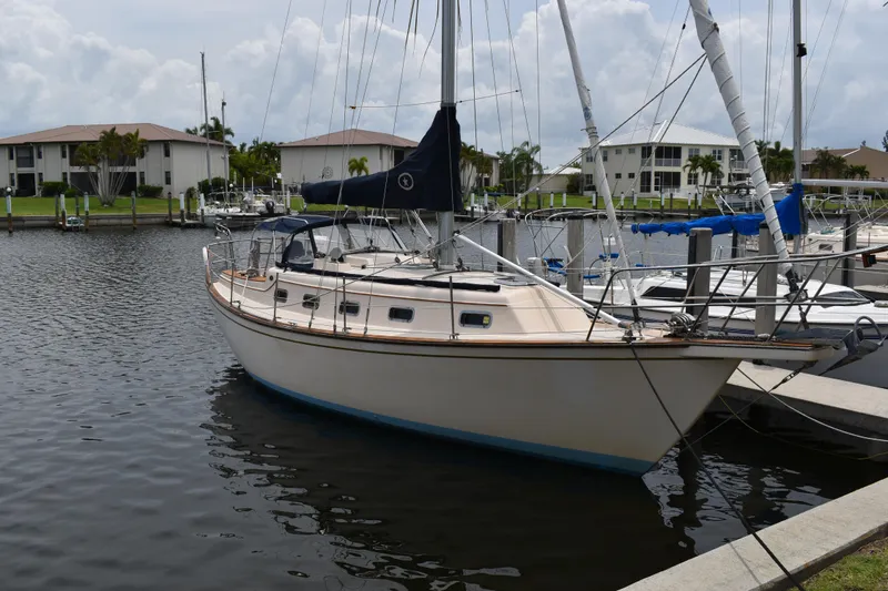 The Image of Island Packet 32 1994 - undefined