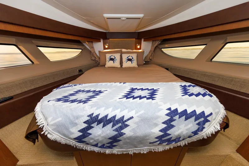 Slide: The Image of Primary Cabin - 33
