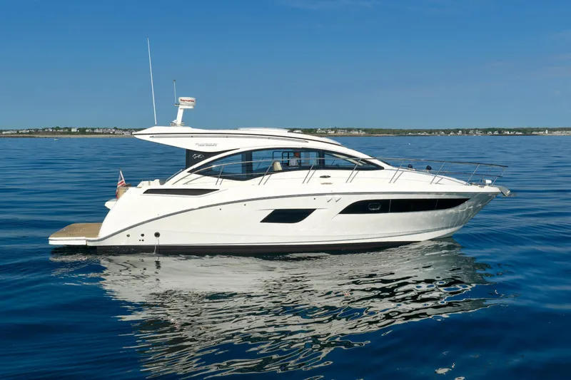 Slide: The Image of 2016 Sea Ray Sundancer 400 yacht on calm water. - 7