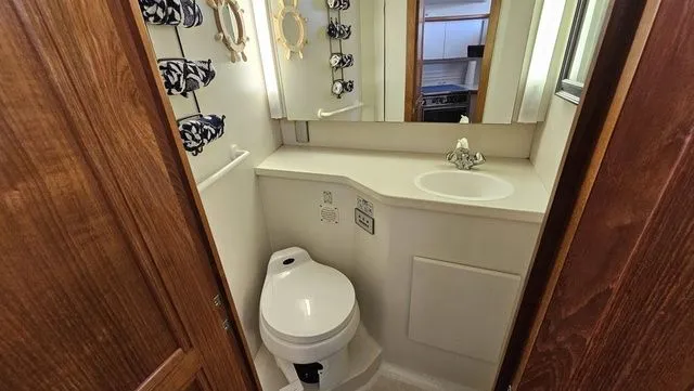 Slide: The Image of Carver Yachts 355 Aft Cabin 1995 - 25