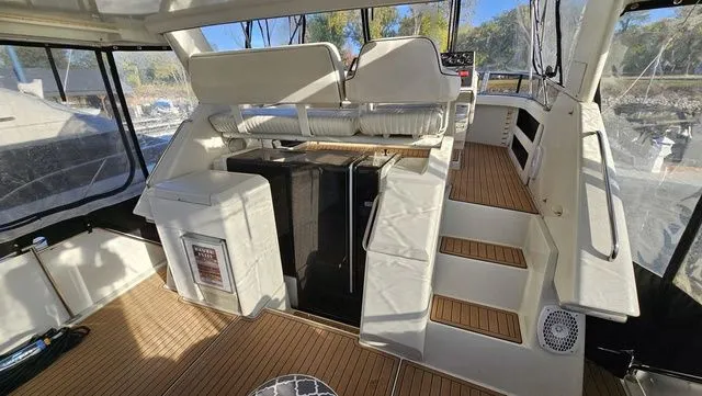Slide: The Image of Carver Yachts 355 Aft Cabin 1995 - 8