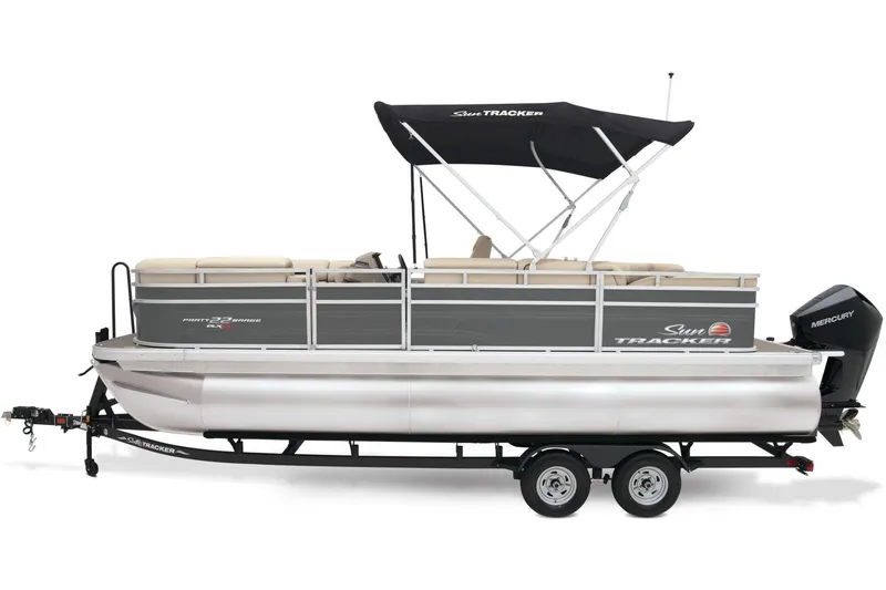 Slide: The Image of Sun Tracker Party Barge 22 RF XP3 2025 - 5