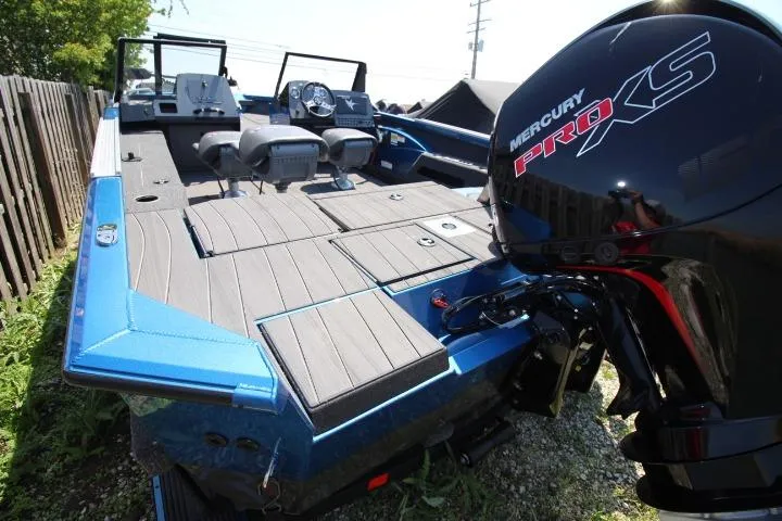 Slide: The Image of 2026 Vexus ADX 190 boat with Mercury Pro XS engine, featuring spacious deck and dual seats. - 5