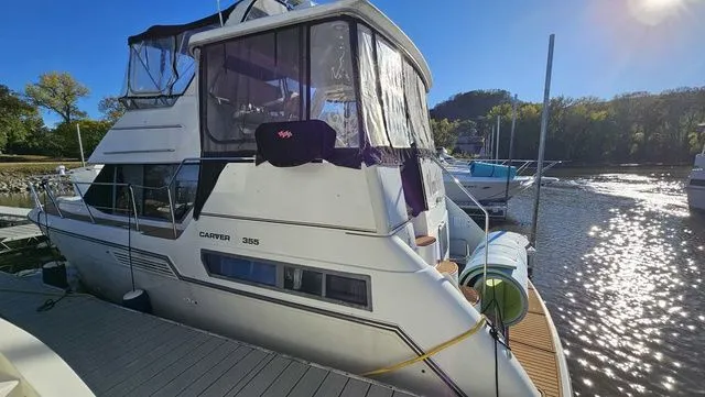 Slide: The Image of Carver Yachts 355 Aft Cabin 1995 - 4