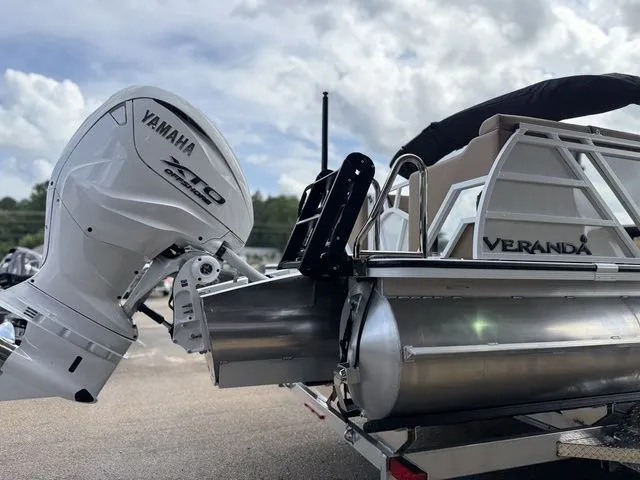 Slide: The Image of Veranda VX25RC 2026 - 8