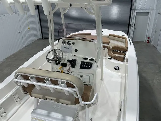 Slide: The Image of NauticStar 231 Hybrid 2023 - 23