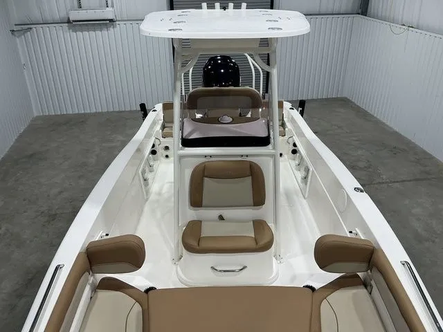 Slide: The Image of NauticStar 231 Hybrid 2023 - 27