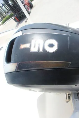 Slide: The Image of Bayliner 210 2018 - 10