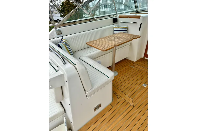 Slide: The Image of Helm Deck Settee - 10