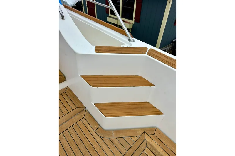 Slide: The Image of Cockpit Stairs, Starboard - 30