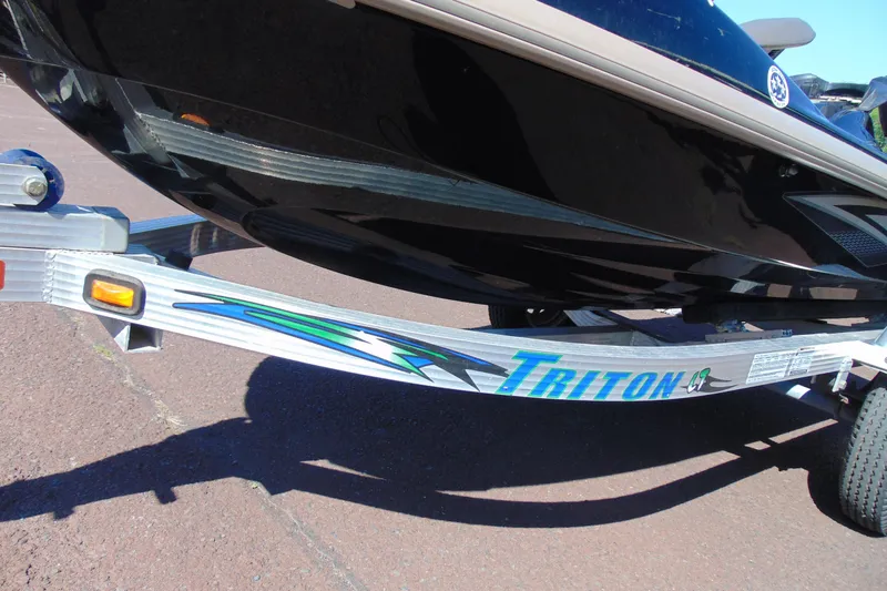 Slide: The Image of 2010 Yamaha WaveRunner FX HO on Triton trailer, close-up view. - 12