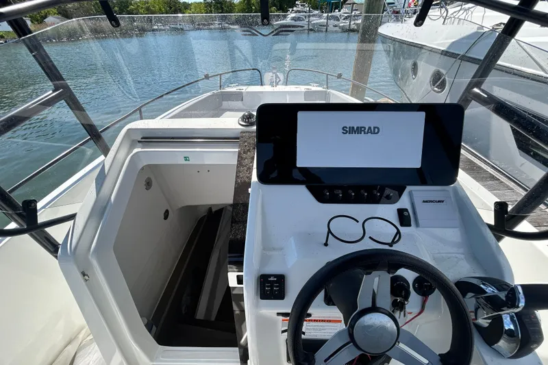 Slide: The Image of Cockpit of 2023 Beneteau Flyer 8 SPACEdeck with Simrad display. - 8