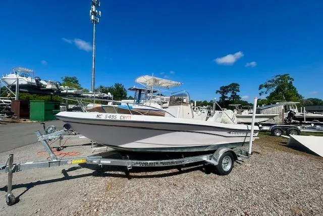 The Image of 1994 Grady-White Spirit 175 boat on trailer outdoors. - 0