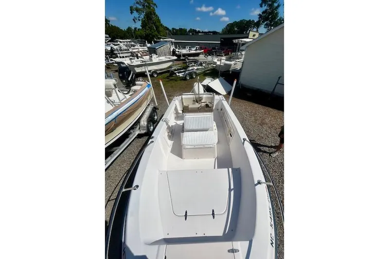 Slide: The Image of 1994 Grady-White Spirit 175 boat in a parking lot. - 9