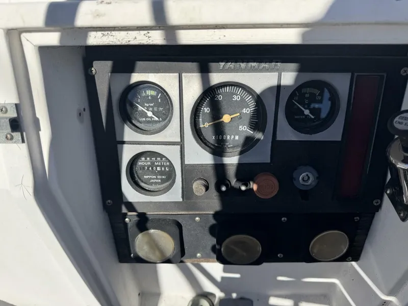 Slide: The Image of Dashboard of a 1987 Wauquiez Centurion 47. - 44