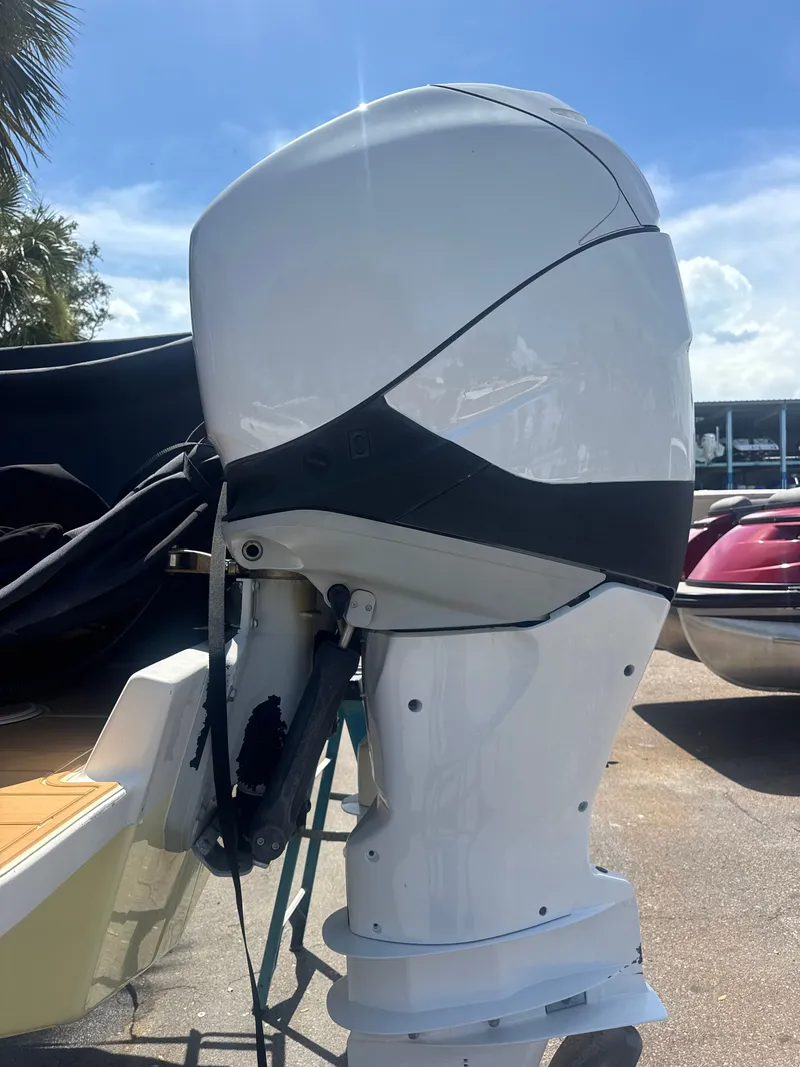 Slide: The Image of Outboard motor of a 2006 Jupiter 31 CC FWD boat. - 11