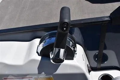 Slide: The Image of Throttle control of 2026 Lowe SF 212 Sport Fish boat, featuring sleek design and functionality. - 36