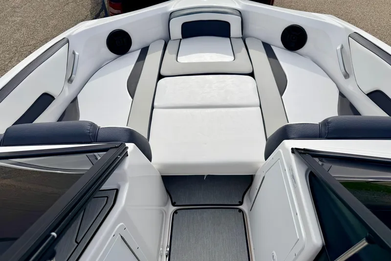 Slide: The Image of 2024 Yamaha AR195 boat interior with spacious seating and modern design. - 49