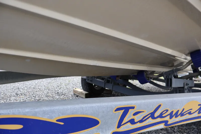 Slide: The Image of 2007 Sea Ray 220 Sundeck boat on Tidewater trailer, close-up view. - 62