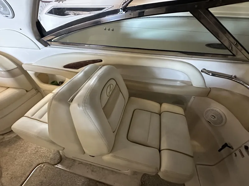 Slide: The Image of Sea Ray 290 Bow Rider 2002 - 15