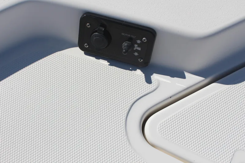 Slide: The Image of Control panel on 2022 NauticStar 227 Bay boat deck. - 26