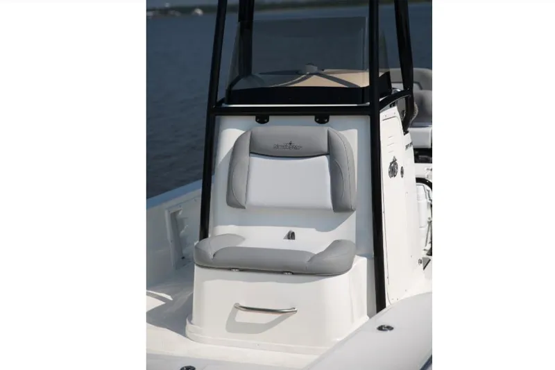 Slide: The Image of Manufacturer Provided Image: 2022 NauticStar 227 Bay boat interior seating. - 4