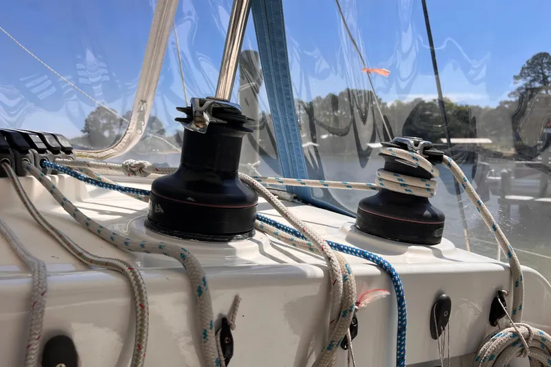 Slide: The Image of Winches and ropes on a 2008 Broadblue 415 catamaran, under clear blue skies. - 70