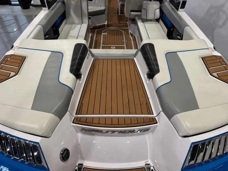 Slide: The Image of Interior of a 2013 Nautique Super Air Nautique G25 boat. - 11