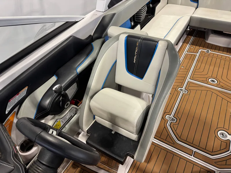Slide: The Image of Interior of a 2013 Nautique Super Air Nautique G25 boat. - 22