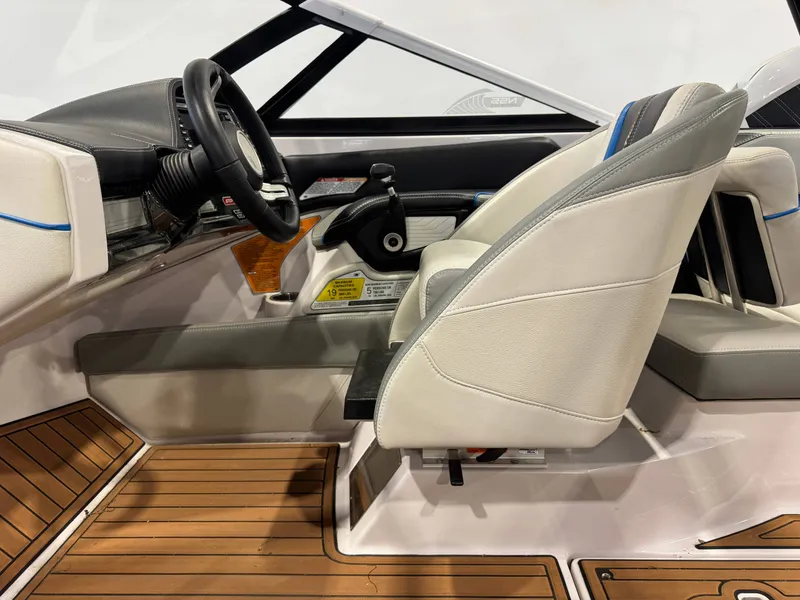 Slide: The Image of Interior of a 2013 Nautique Super Air Nautique G25 boat. - 24