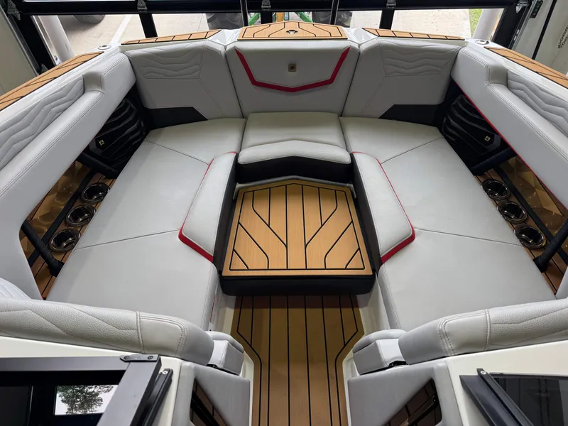 Slide: The Image of Interior of 2025 Nautique Super Air Nautique G23 boat. - 17
