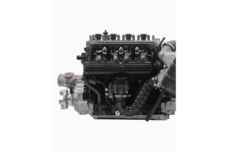 Slide: The Image of Yamaha 195 FSH Sport 2025 engine view, powerful boat motor. - 4