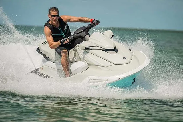 Slide: The Image of Yamaha Waverunner VX Cruiser HO W/AUDIO 2025 - 9