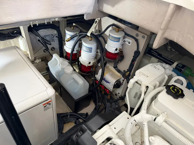 Slide: The Image of Engine room of 2017 Sea Ray Sundancer 400 with technical components. - 45
