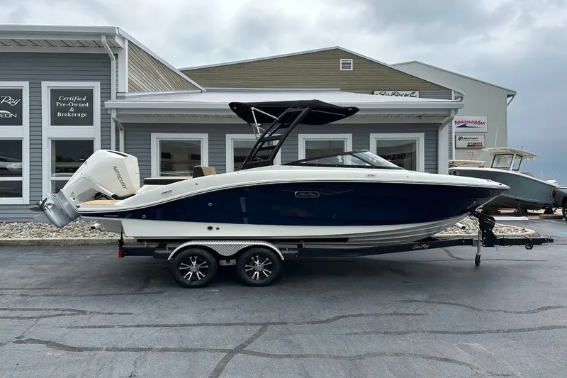 Slide: The Image of Sea Ray SPX 210 Outboard 2027 - 0
