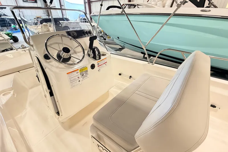 Slide: The Image of Boston Whaler 150 Montauk 2026 - 3