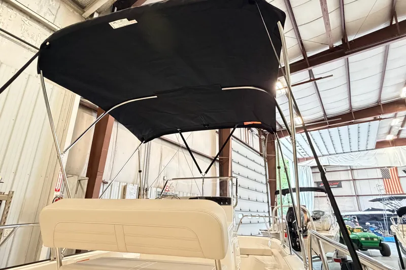 Slide: The Image of Boston Whaler 150 Montauk 2026 - 7