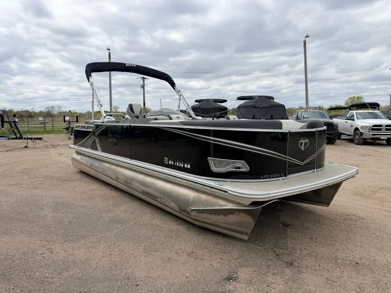 Slide: The Image of Tahoe LTZ 2385 Elite & 140HP Honda 4Stroke -$39,995 2023 - 58