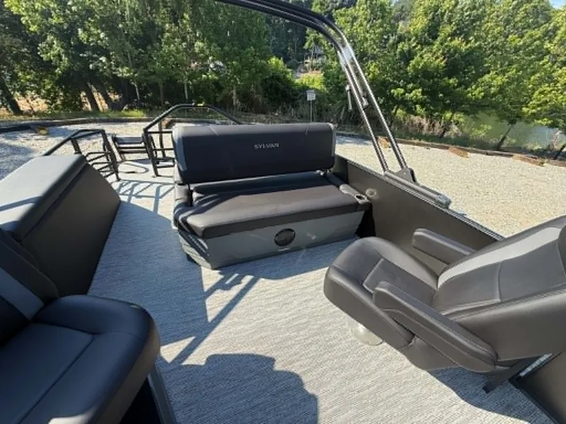 Slide: The Image of Interior of 2026 Sylvan X3 CLZ DH pontoon boat. - 25