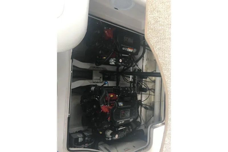 Slide: The Image of Engine compartment of 2006 Four Winds Vista 348 boat with Volvo Penta engines. - 28