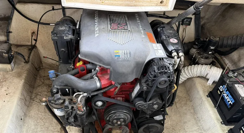 Slide: The Image of Volvo Penta engine in 2005 Regal 2900 BR boat. - 8