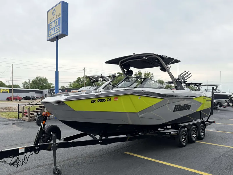 Slide: The Image of 2023 Malibu 26LSV boat at Arrowhead Boat Sales. - 4