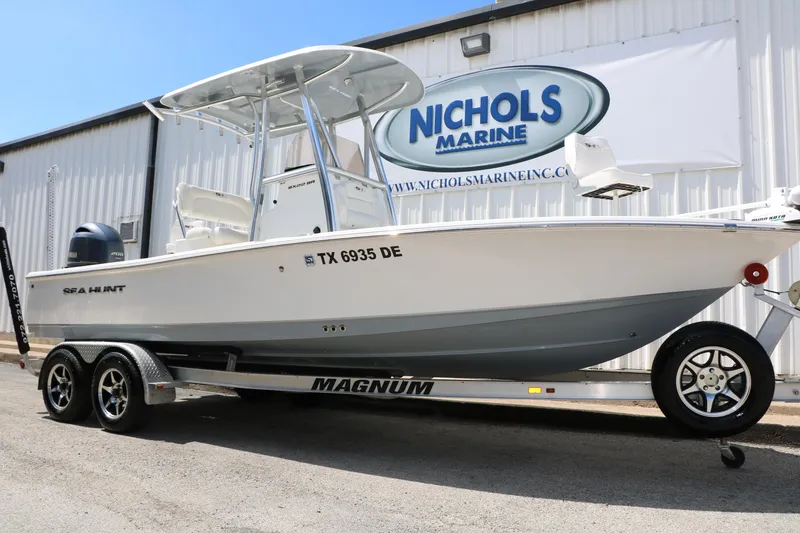 The Image of 2016 Sea Hunt BX 22 BR boat on Magnum trailer at Nichols Marine. - 1