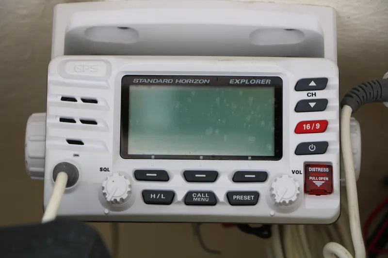 Slide: The Image of Standard Horizon Explorer marine radio on 2016 Sea Hunt BX 22 BR boat. - 39