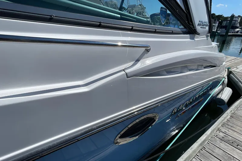 Slide: The Image of GLEAMING GELCOAT AND BRIGHTWORK!! - 72