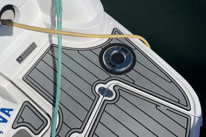 Slide: The Image of GRILL MOUNT ON THE STBD. SIDE TRANSOM - 73
