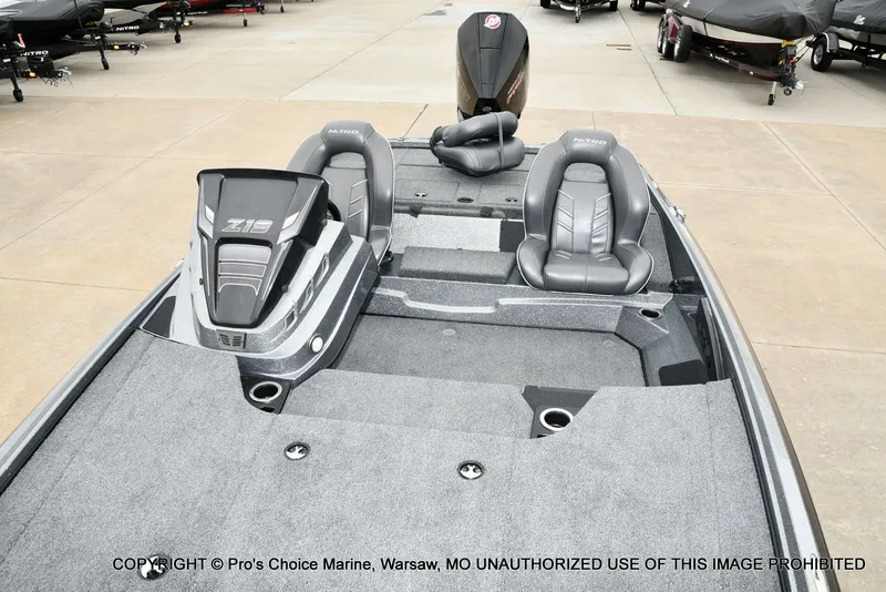Slide: The Image of 2020 Nitro Z19 Pro boat with gray seats and motor. - 11